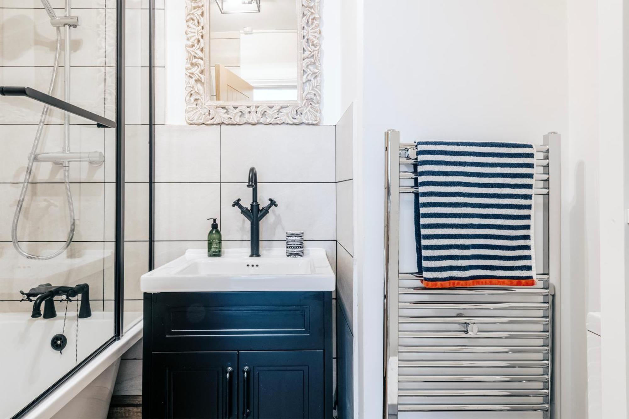 Apartament Chic 1 Bed Flat Zone 2 Hampstead Swiss Londra
