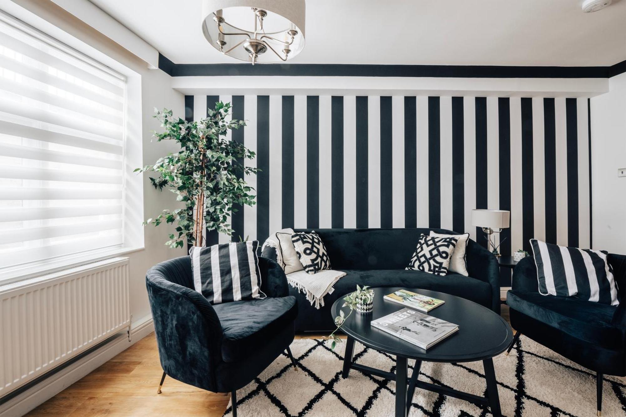 Chic 1 Bed Flat Zone 2 Hampstead Swiss Londra